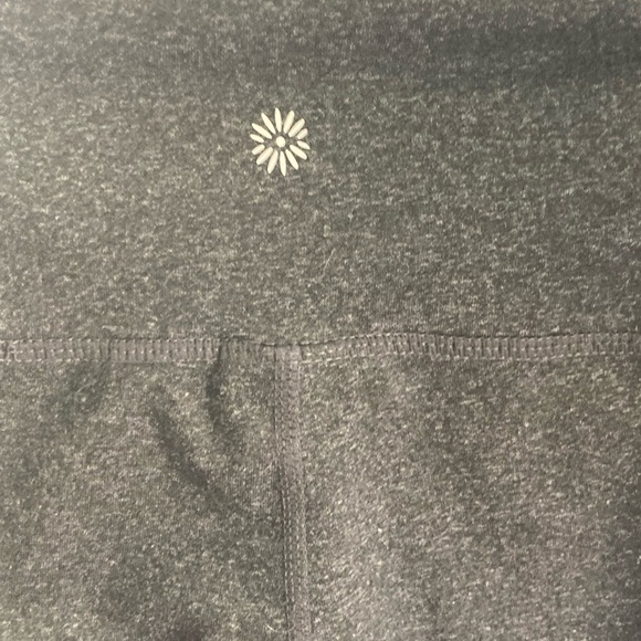 Tangerine Cropped Leggings Sz XL - Picture 6 of 7